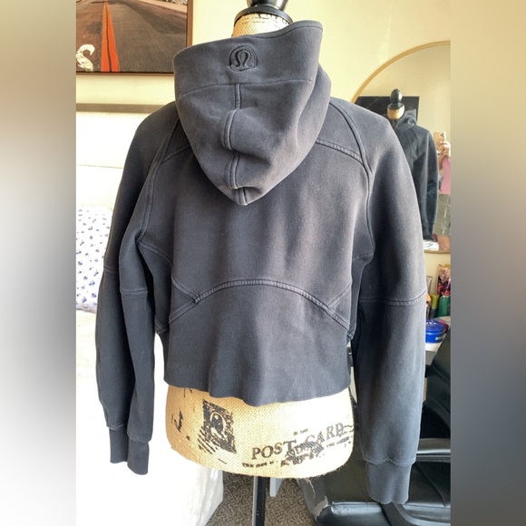 lululemon athletica Women's Navy Half-Zip Hoodie with Kangaroo Pocket - Picture 2 of 4